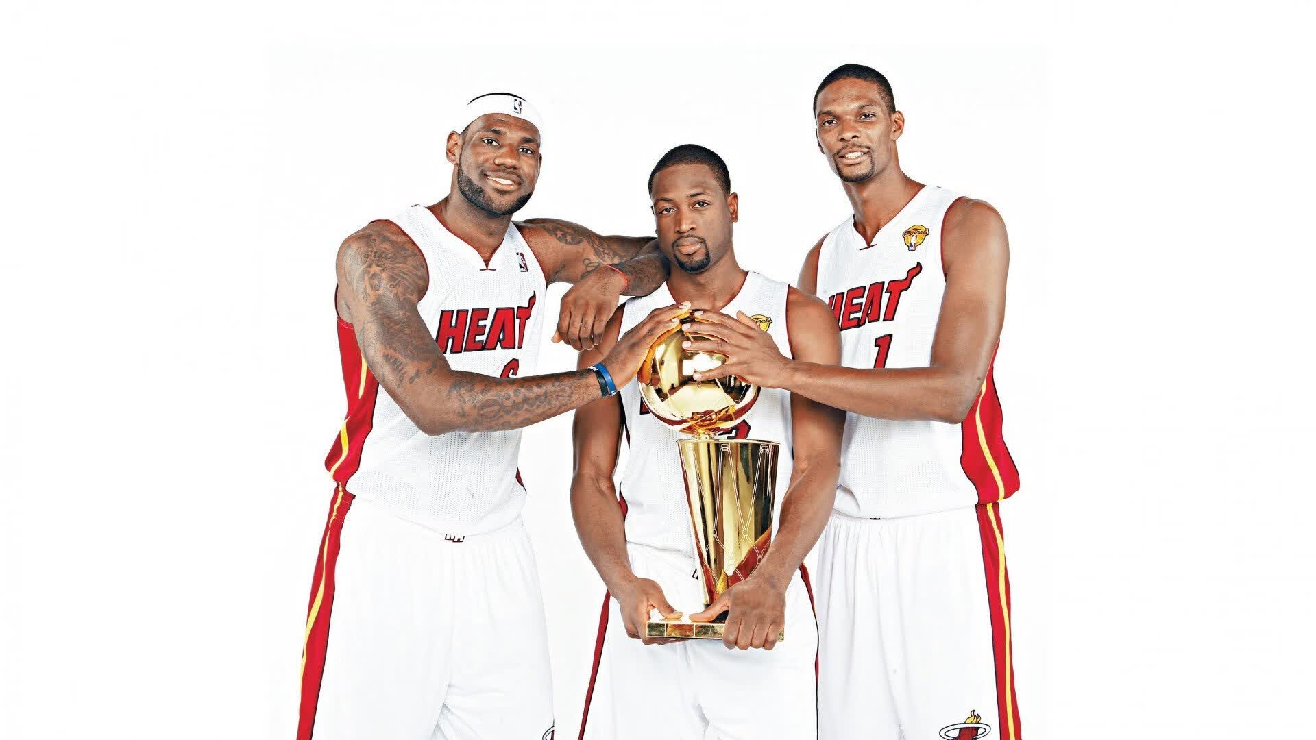 太狠了！申花备战NBA？泰山回应德甲？猛龙备战法甲？这世界终于疯了